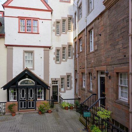 Pass The Keys Historic Ramsay Garden Apt With Balcony Views EDI Exterior foto